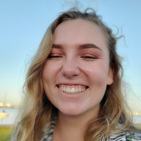 Meet your Posher, Molly - Picture 1 of 1